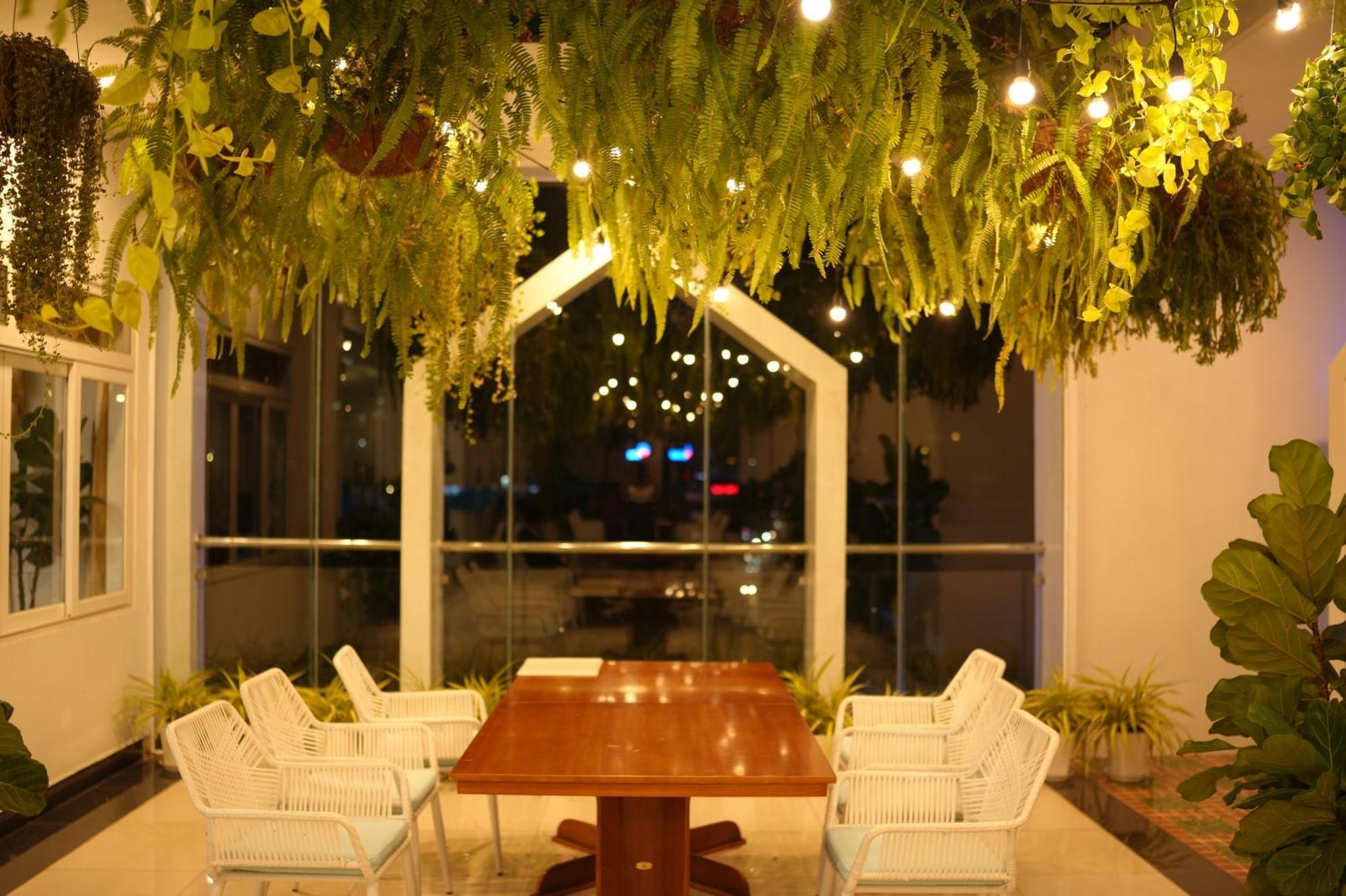 Pleiku & Em Hotel By Gia Lai Tourist Exterior foto